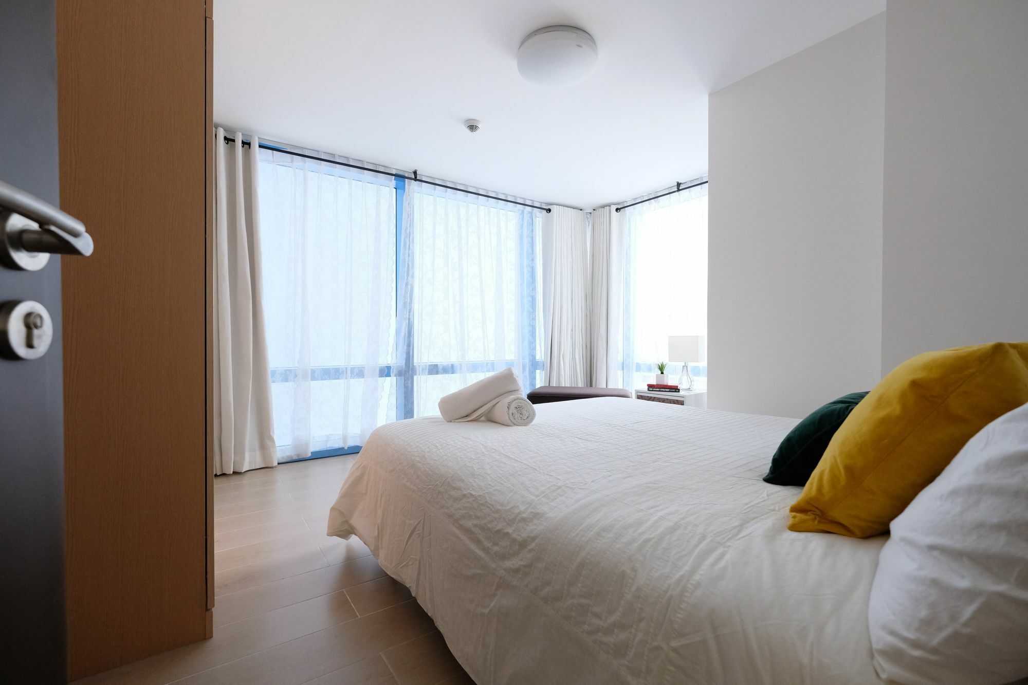 Csuites At Two Central Residences Makati City Ngoại thất bức ảnh