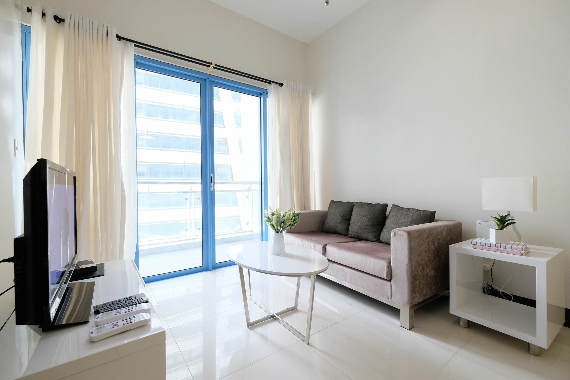 Csuites At Two Central Residences Makati City Ngoại thất bức ảnh